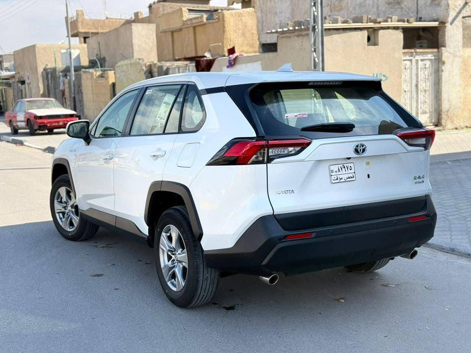 راف فور 24 هايبرد ياباني اصل رقم بغداد مرقم وكامل مكفول كفاله عامه ماشيه 26 مطلوب التسديد مقترض وكفيل وكاله ب سياره ثاني يوم 

مكان السياره ناصريه
***********
