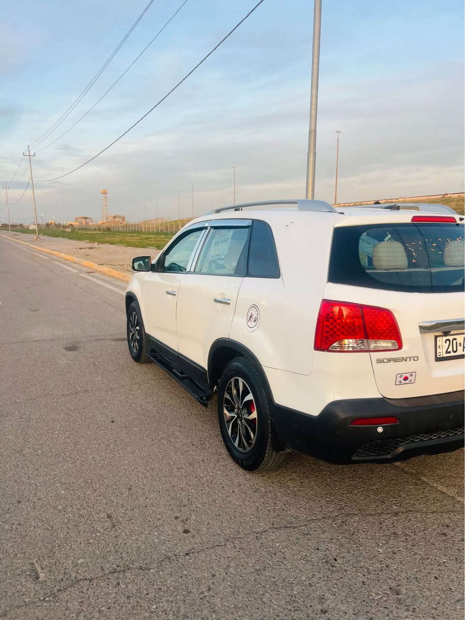 السلام عليكم سورنتو2011بيها اربع قطع صبغ بدون دواخل بيها شي قليل حيل المكينه بيها صرف شويه تبريد ثلج تايرات جدد صدر جديد سياره جاهزه رقم ديالى بسمي شرط التحويل والوكاله مكان كركوك السعر 109وبيها مجال *********** Singapore
