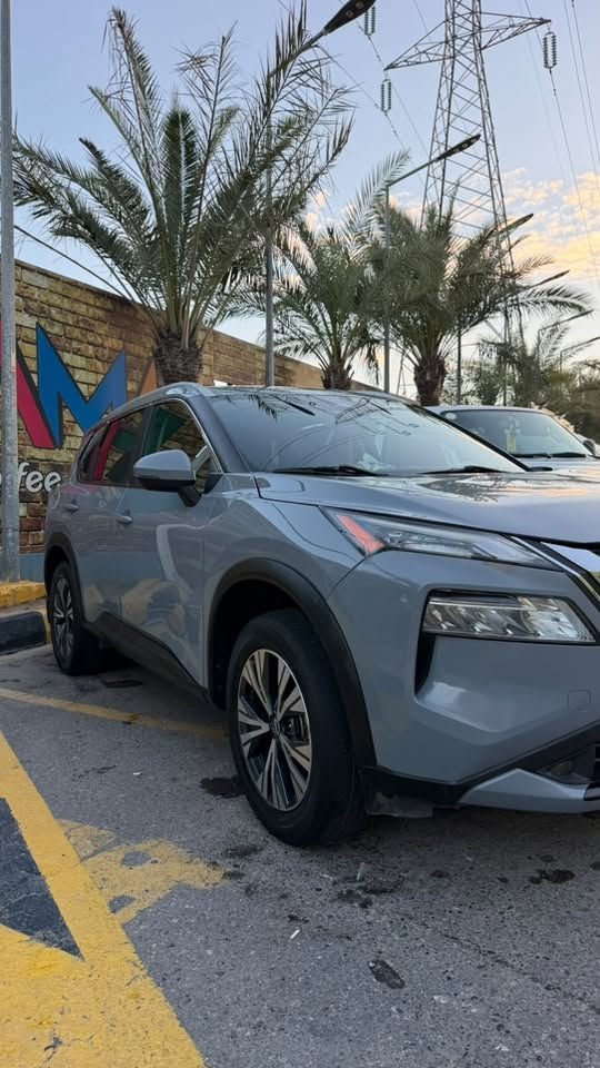 للبيع نيسان روج ٢٠٢٢ 
٣ سلندر توربو 🚀
فول مواصفات sv plus AWD
لون سمنتي 
بردات جانبيه 
كوشنات امامي و خلفي هيتر 
ستيرن هيتر 
صندوق كهربائي 
بانوراما 
٣٦٠ درجه كاميره 
حساسات خلفيه 
بدون صبغ 
سياره جاهزه ما بيها اي مصرف 
ماشيه ٤٥ الف مايل
مكان السياره/دهوك
السعر ١٧٠ ورقه و مجال للطيبين 
رقم تلفون-واتساب / ***********
