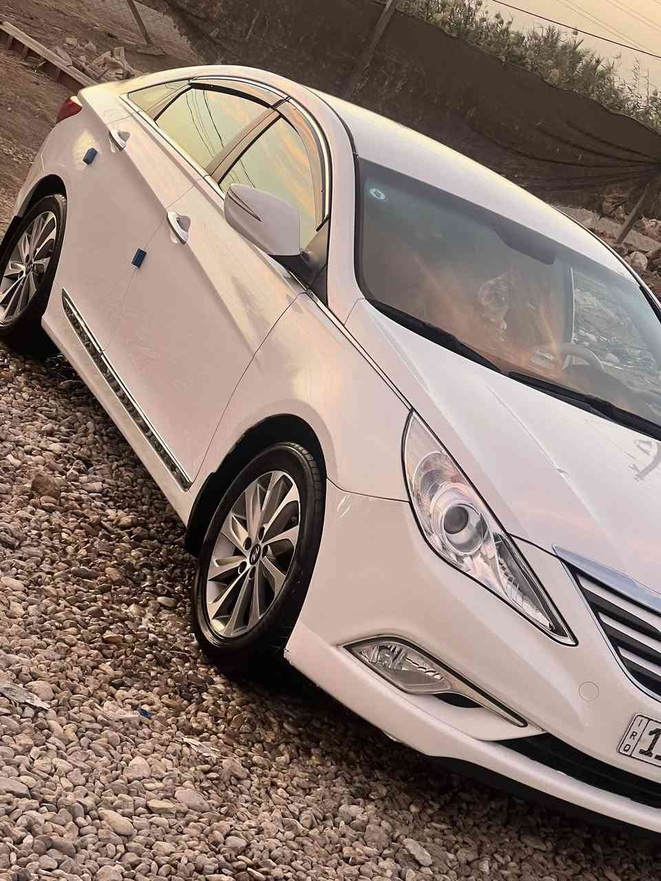 متاح سوناتا
2015
خليجي كفاله عامه 
فول موصفات من عده البصمه والفتحه 
سياره خير من الله حداديه محرك كير تخم تاير كفاله

الاستفسارات 
***********
