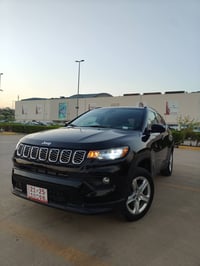 جيب كومباس • ٢٠٢٣ • قطعتين صبوغ