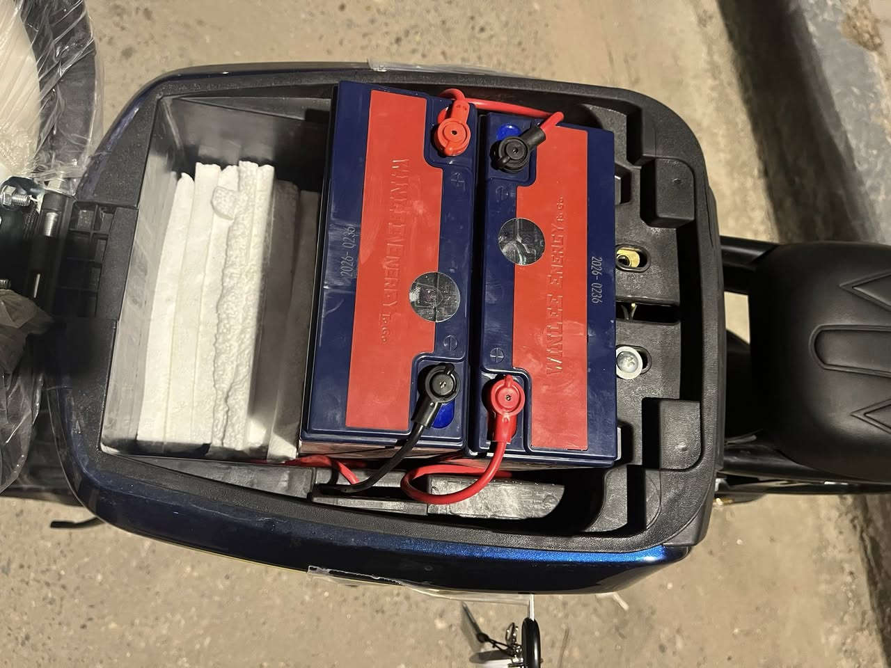 السلام عليكم دراجه r9 موديل 26 جديده حته وصلها موجود ما ماشيه هواي كامله  ما بيها نقص رايدها 475 وبيها مجال مكاني بصره قبله ***********
