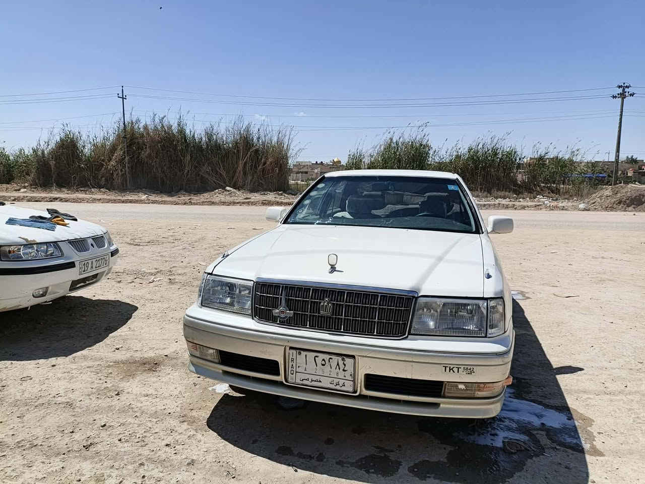 سلام عليكم سياره لبيع.  رقم كركوك راس الثور فلات مديل 97 السياره بهه طخه شويه بل وره يم سكن صفحت العبري السياره قرار 48 مفحوصه مرور وكمرك بقيه بس ع رقام السياره مكينه وكير جدد حداده 100/100 السياره الباقي كفاله عامه مراوس عادي السعر 100 وبيهه مجال المكان نجف كوفه&& ‏‪0788 242 8066‬‏
