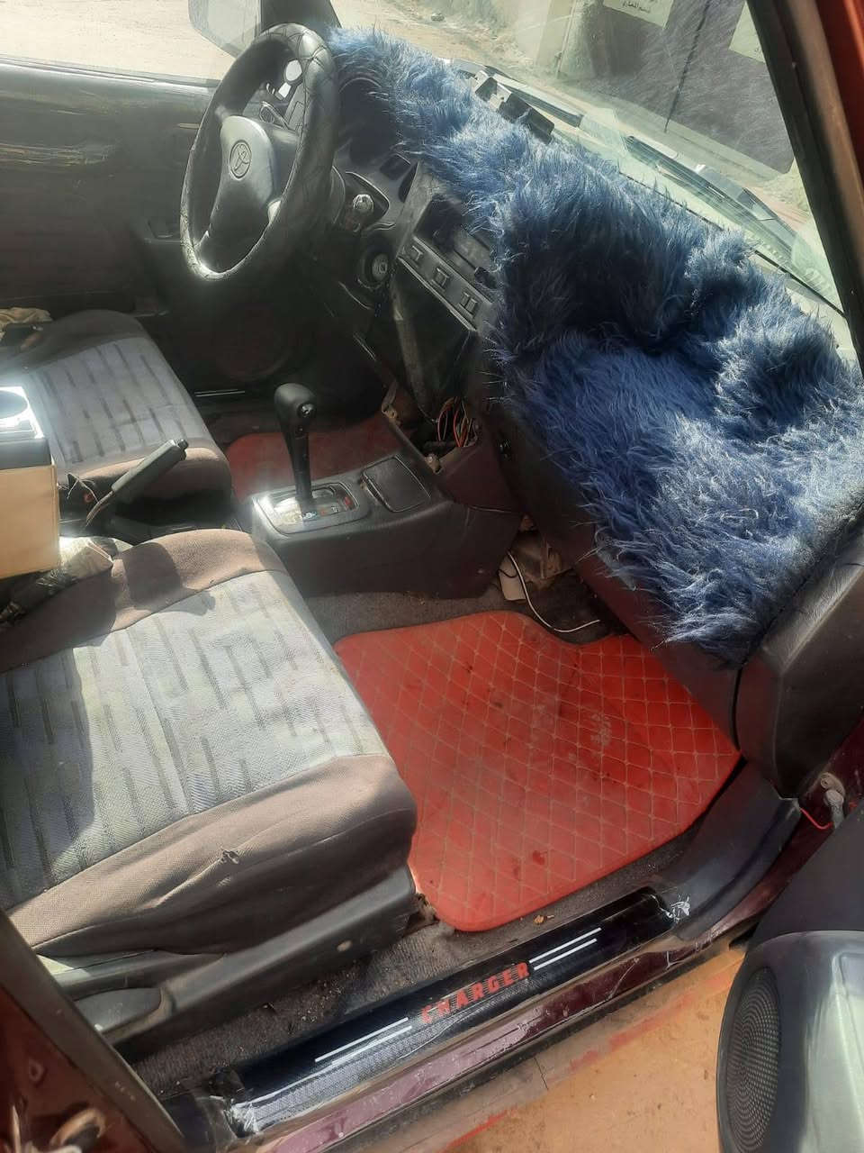 السلام عليكم
من رخصه مدير الكروب المحترم 
للبيع او مراوس راف فور موديل 1995 رقم بغداد الدولي شرط التحويل سياره حلوه وخير من الله محرك وكير تمام كشر شوف العين السعر 42 وبيهه مجال المكان بغداد الجديده *********** واتساب
