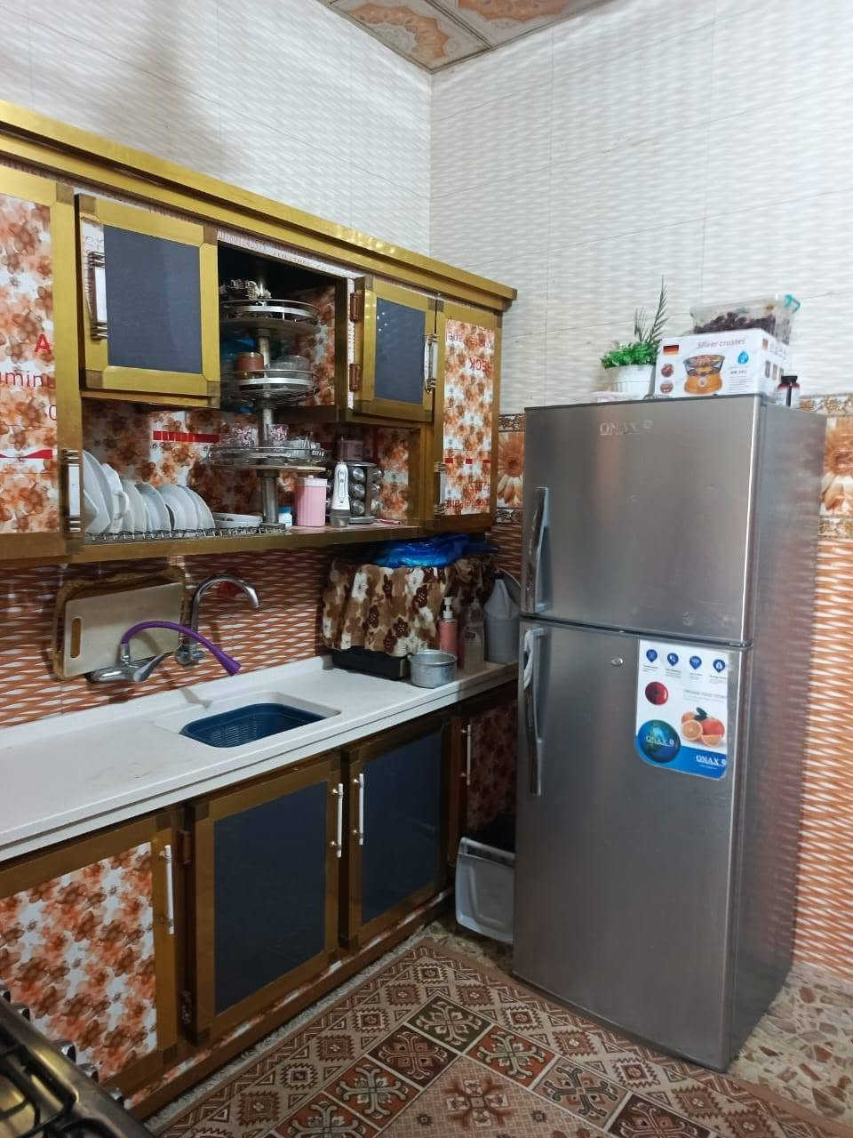 الفيسسلام عليكم بيت 100 متر جاهز من كلشي  (للرهن) قرب شارع الكفيل للتواصل *********** غير متواجد علئ الفيس
