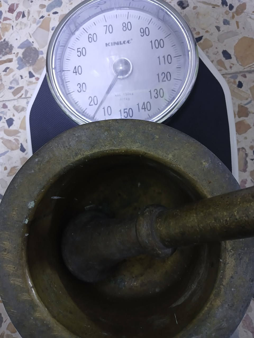 هاون يهودي وزن ١٥ كيلو ارتفاع ١٤ سم اليدة٢٤ سم


**إذا كنت صاحب هذا الإعلان وتريد حذفه لأي سبب، رجاءا أرسل رسالة إلى الدعم الفني**