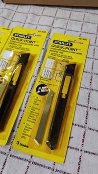 عندي كميه كتر موس اصلي امريكي سعر القطع الفين دينار بي07783539378 وتسا...