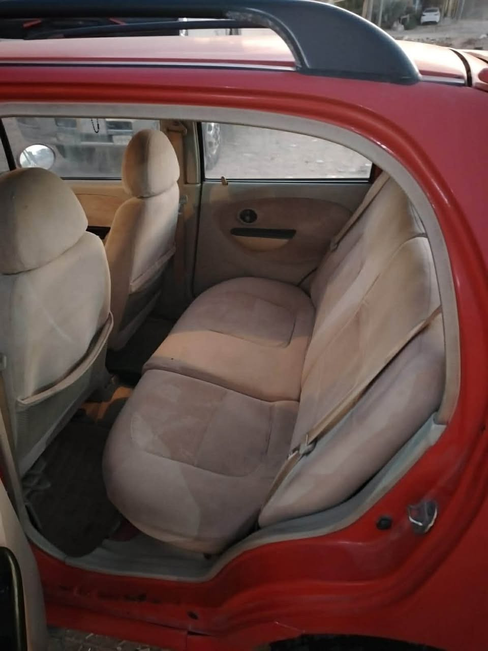 🚗 للبيع: شيري QQ موديل 2012  

اقتصادية – سعر مناسب – استخدام يومي

✔ رقم نجف (إنكليزي)  
✔ السيارة باسم المالك مباشرة  
✔ مكينة وكير بحالة جيدة (شرط الفحص)  
✔ تبريد شغال 100% ❄️  
✔ داخلية نظيفة ومرتبة 👍  
✔ اقتصادية جداً بالوقود  

💰 السعر: 29 وقابل للتفاوض  

📍 الموقع: كربلاء  

📞 للاستفسار الاتصال على الرقم: ( ***********)
