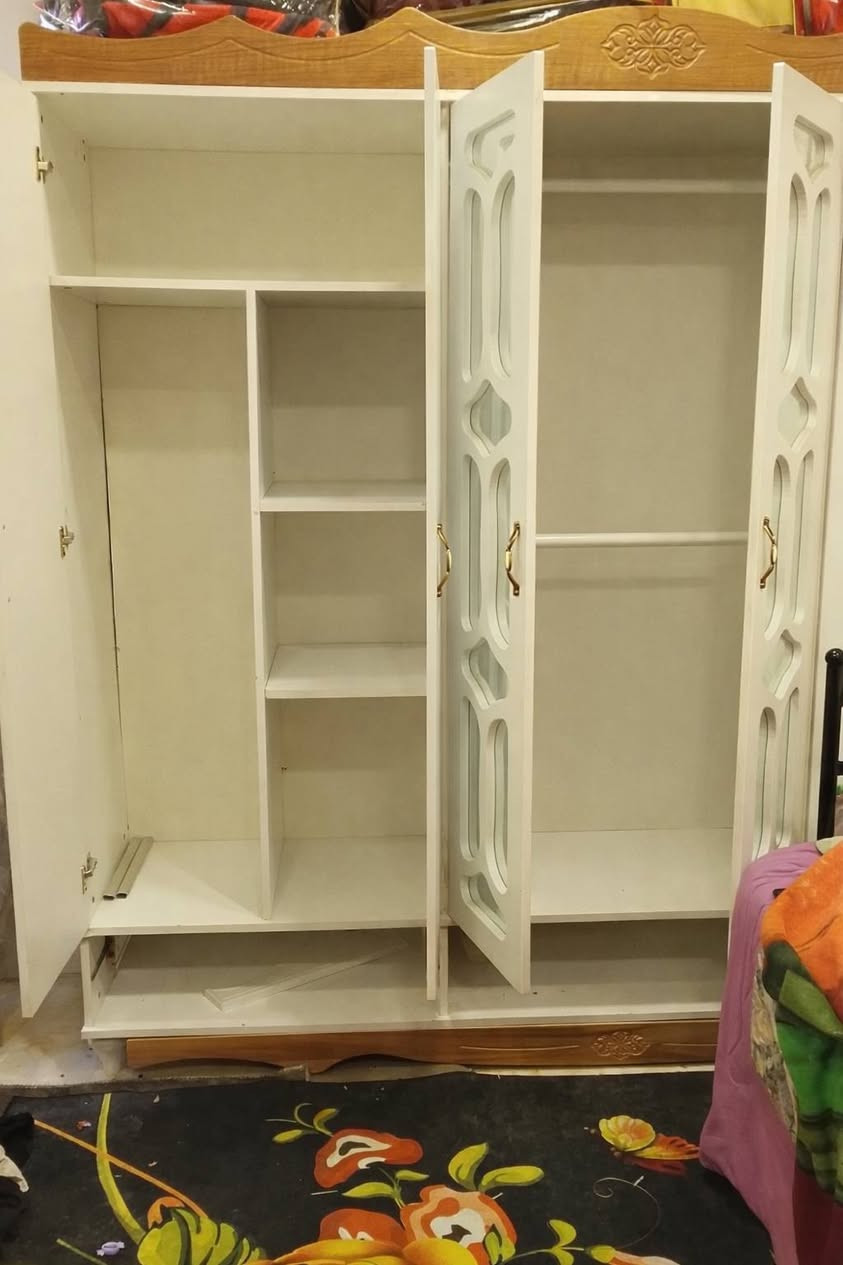 بسم الله الرحمن الرحيم 
الجاد يتصل *********** المكان شارع فلسطين
