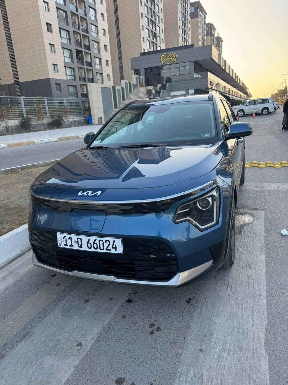 ياالله للبيع كيا نيرو 2023 كهرباء
بدون صبغ بدون تبديل بدون ايرباك
رقم بغداد باسمي ماشيه 100 الف ميل
الشحنه تمشيك 450km
سياره جدا عملية وقويه غنيه عن التعريف
مكان السيارة بغداد الغزاليه
السعر ١٤٠ وبيها مجال بسيط للشراي
***********
ياالله للبيع كيا نيرو ٢٠٢٣ كهرباء
بدون صبغ بدون تبديل بدون ايرباك
رقم بغداد باسمي ماشيه ١٠٠  الف ميل

سياره جدا عملية وقويه غنيه عن التعريف
مكان السيارة بغداد الغزاليه 
السعر١٤٠  وبيها مجال بسيط للشراي بغداد, العراق
