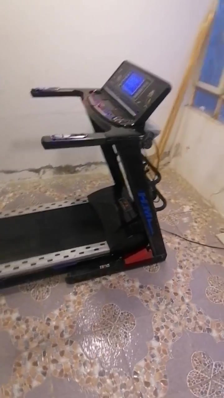 السلام عليكم
جهاز جري مستعمل الحجم الكبير شغال وعلى الفحص بس الجهاز الأمامي مايشتغل والجري شغال مابي مشكلة سعره 200 وبي مجال
والمبردة أيضاً مابيه مشكلة شغاله سعره 60


**إذا كنت صاحب هذا الإعلان وتريد حذفه لأي سبب، رجاءا أرسل رسالة إلى الدعم الفني**