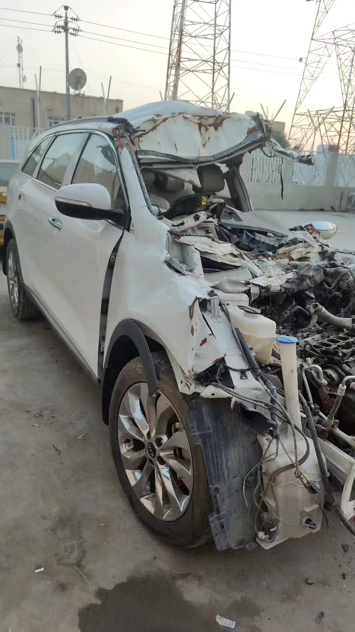 السلام عليكم 
سورنتو 2020 خليجي 
كل ما تحتاجه متوفر 
***********
***********
