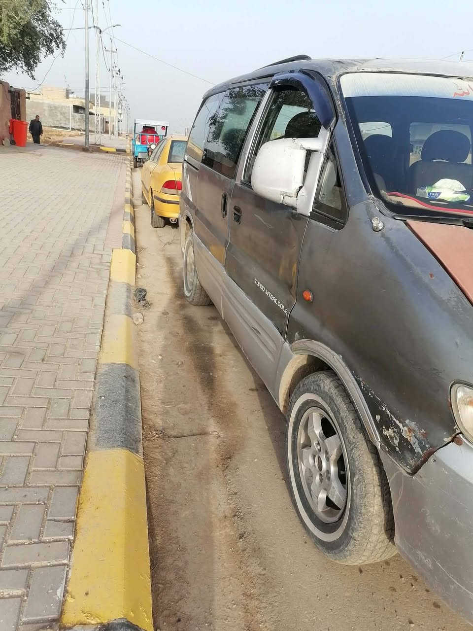 السلام عليكم من رخصت الادمن ستاركس 2001لون فيلي اتبخر وتنقص رقم واسط  أجره  السعر. 30   باقي التفاصيل اتصل  ***********  //***********
