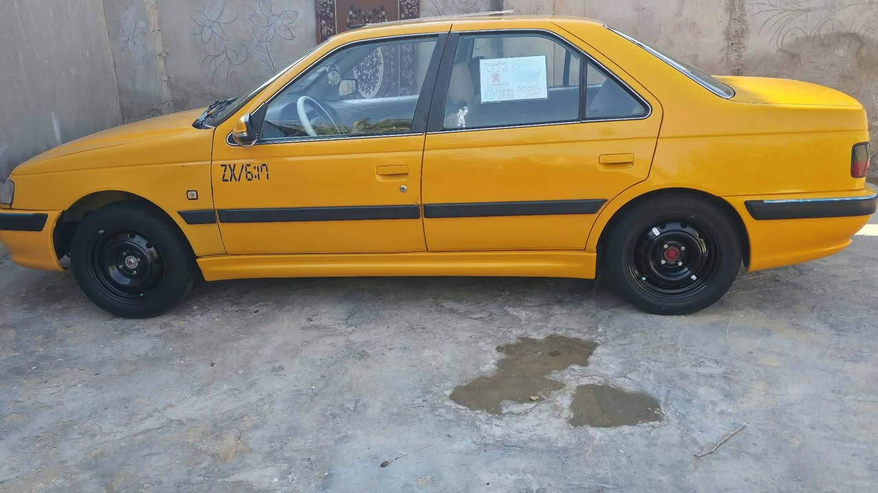 السلام عليكم  بيجو بارص كفاله عامه  للبيع سياره كامله وجاهزه عله اخر حبايه تبريد حداديه تخم تاير كامره سعر ٧٠ مكانه الديوانيه الحمزه الشرقي .....استفسار ***********
