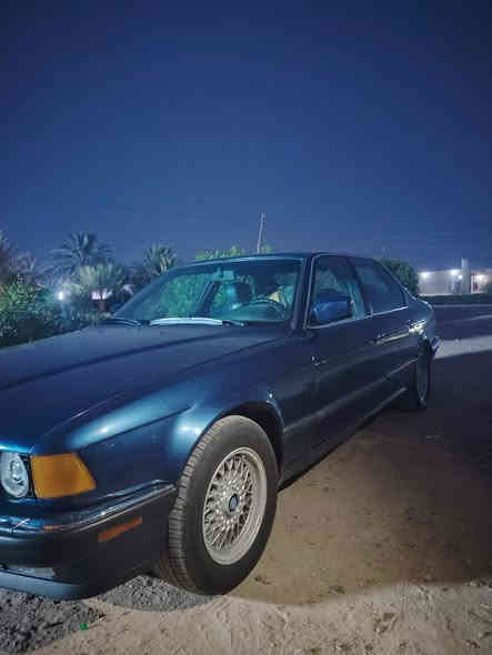 بي ام  92 حجم 735 سياره مكفوله  رقم بغداد  سنويه 28 سعر 60وبيه مجال  ***********
