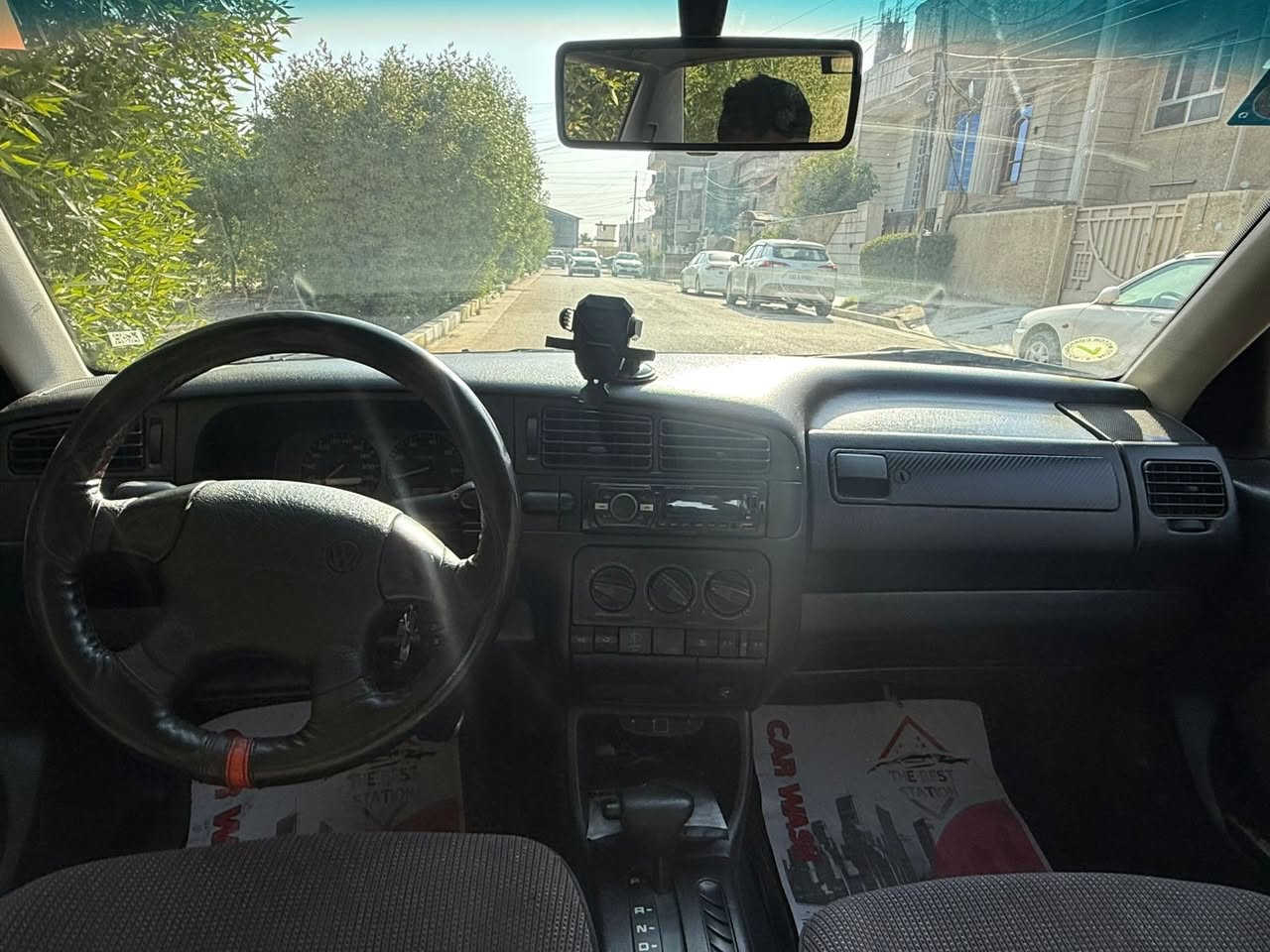 السلام عليكم كولف فنتو للبيع او مراوس bmw سيارة نضيفه حلوة بلاديه موديل 93 تبريد ثلج تدفئه شغاله صدر أمامي خلفي جديد
السعر 45 وبيها مجال بغداد حي الجهاد 
 ***********
