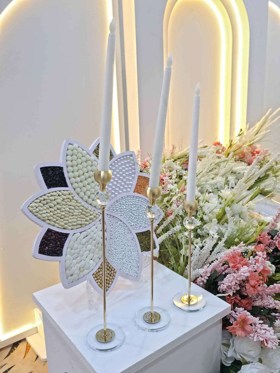 🤍💍… كوشات منزلية متوفرة للاجار داخل بابل #عقد_قران #حفلات #حنة #كوشات #خيمه المشيه #كراسي شيفاري #جنط العروسه #برنص المهر #وثيقه العقد #مصوره لتصوير احلى الذكريات بجوده عاليه واحترافيه للأستفسار واتساب *********** حلة, بابل
