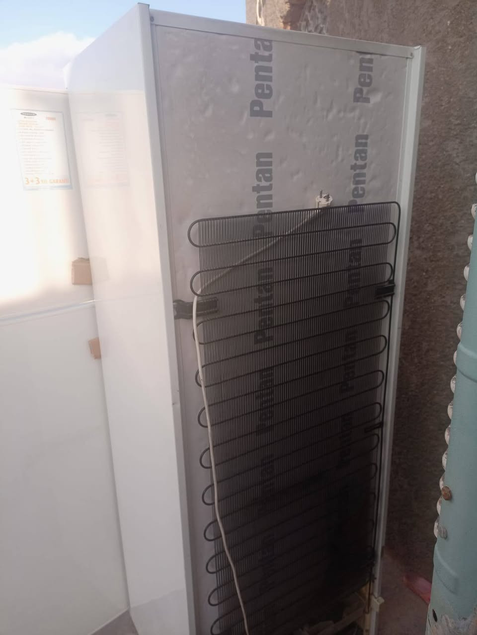 بسم الله توكلنة على الله متاح ثلاجة 24 قدم عملاقة الصنع الماني غاز وماطور بلادي كفالة على كل عيب تسحب امبير وربع على الكهرباء نضافة 90/بلمية السعر 325وبيها مجال المكان القائم والشراي يتفضل ***********
