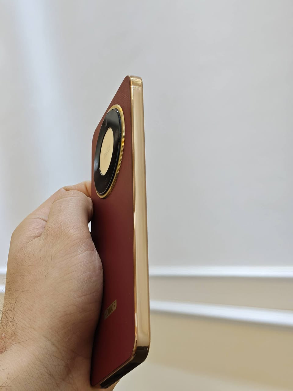 سلام عليكم اخواني HONOR X9D جهاز نظيف جدا جدا مستخدم ايام فقط كامل ملحقات للبيع فقط بدون مراوس السعر 400 نهايته عنواني بصرة ***********
