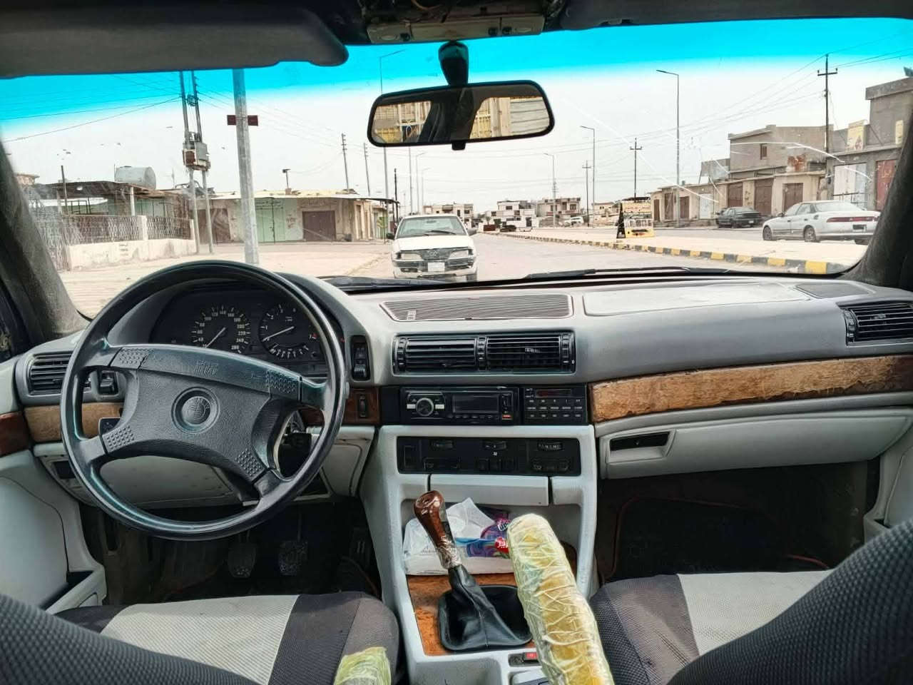 السلام عليكم بي ام 730 موديل 1991 مكينه بجيس كير عادي فول نشاط تحفر التيليط صدر جديد تخم تاير نص عمر غرفته ملكي بجم كصيف سيارة جديدة حيل لايتات صليب اسود دخاني مسجل سستم سوت بصمه سنتر لوك بيع او مراوس مكان بيجي ***********
