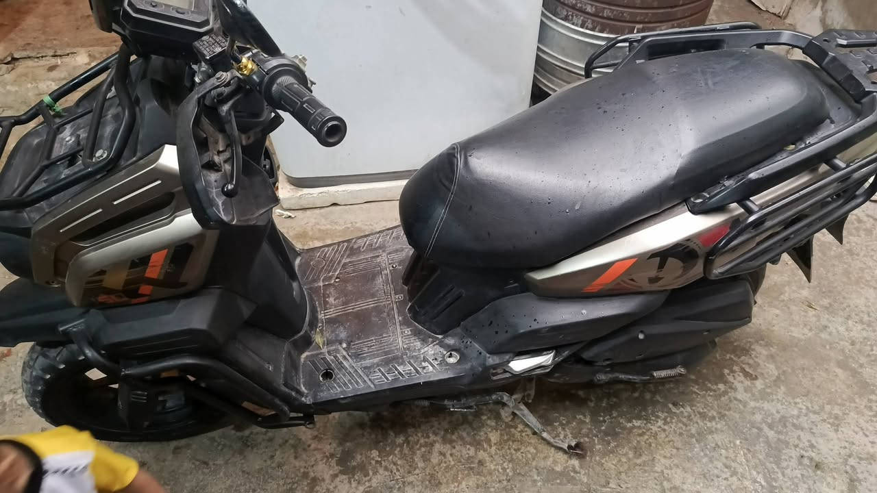 سلام عليكم دراجه للبيع فول مواصفات مكفوله كفاله عامه السعر 550 الف لل إستفسار  الاتصال على الرقم ***********
