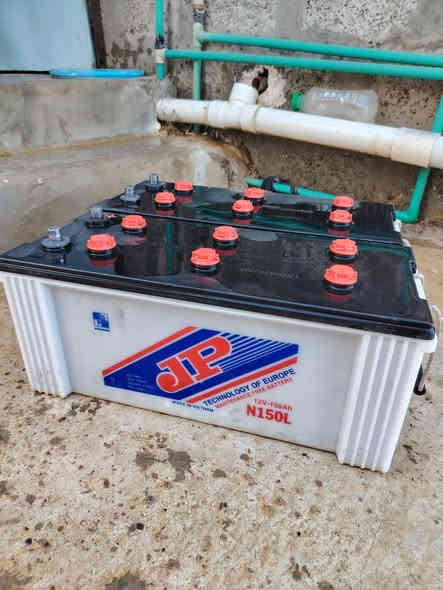 باتريات للبيع 150 أمبير الواحد الصناعه 
#ڤيتنامي_JP_العدد_2
السعر ثنينهن ب 200 الف تجي تفحص
النضافه فول مابيهن خلل للأستفسار اكثر الاتصال 
***********.
