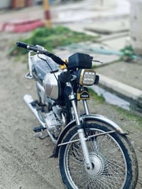 ماطور للبيع اخوان موديل 19 مبدل بيه بس جير وكلوتشات شرد جديده موتور ضي...