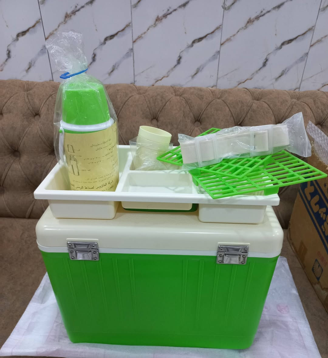 لووووك غير مستخدم نوادر صناعة الثمانينات 
كول بوكس ياباني علامة الطاوس للإستفسار خاص


**إذا كنت صاحب هذا الإعلان وتريد حذفه لأي سبب، رجاءا أرسل رسالة إلى الدعم الفني**