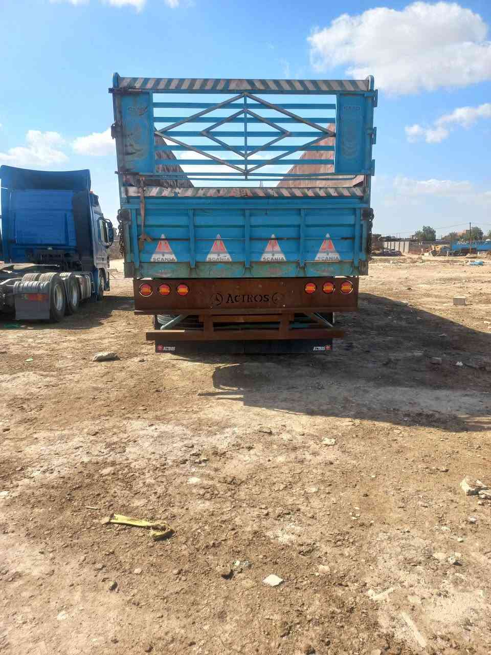 السلام عليكم عربانة البيع 12ونص  تفاصيل اتصال 140 وبيه مجال تفاصيل اتصال ع الرقم ***********
