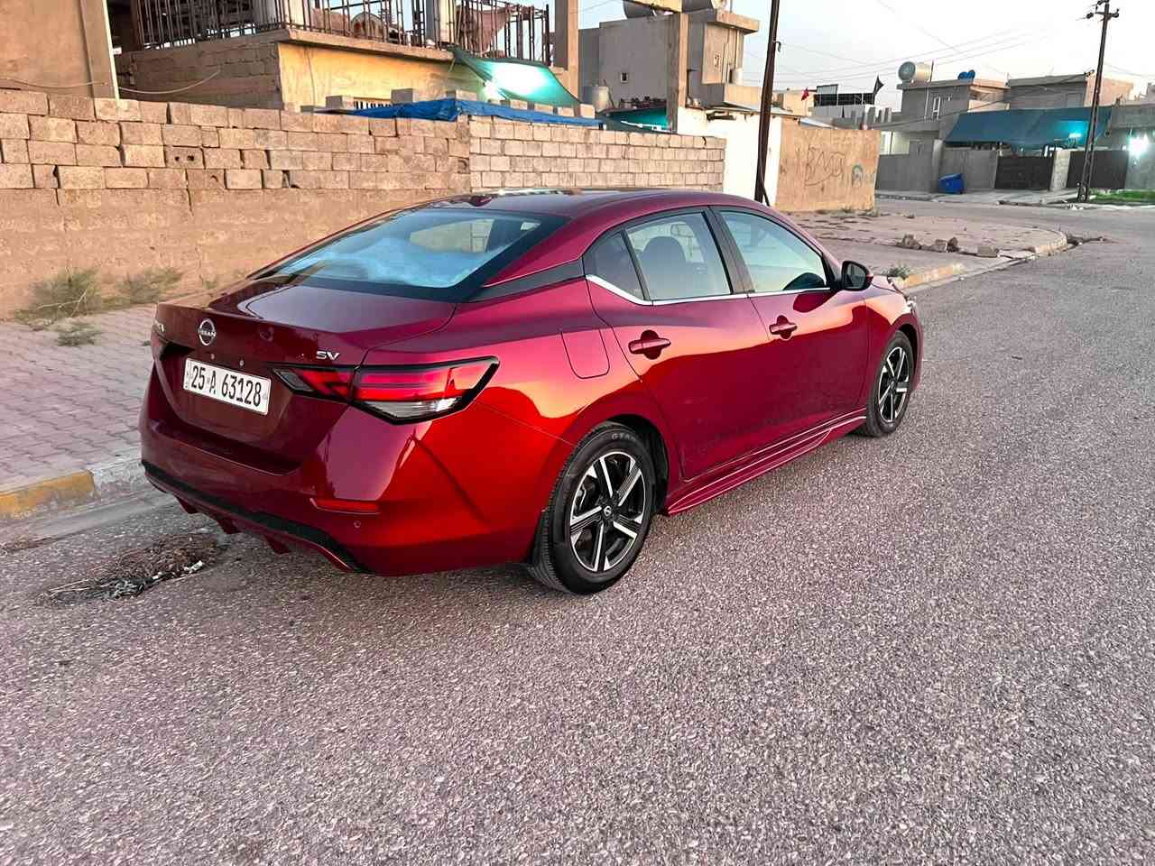 نيسان سينترا 2024
مواصفات SV
بصمه 
رادار امامى وجانبى وخلفى 
تحديد سرعه
خط مسار
دشبول شاشه 
فوليوم وشاشه وكاميره
تبريد ثلج
بابين سايق صبغ
جملغ سكن نص بونيت 
كير ومحرك بشرط 
ماشي 38 الف
رقم وسنويه وهزه جديد
سعر ١١٤
***********
***********
