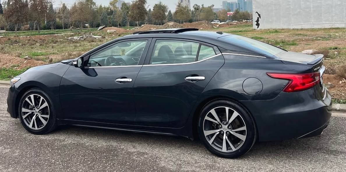 نيسان مه كزيماً ئه مريكى موديل ٢٠١٧ مواصفات SRفول فول
دوو پارچه ى سبوغ بى ژورى بى اربگ گير و ميكن وشتى به شه رت ناكرايته وه ره قم وشتى هه مووى نوئ نرخى١٢٣
*********** أربيل, العراق
