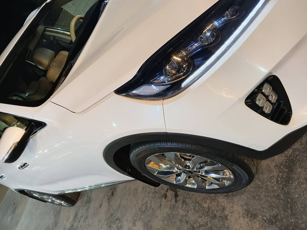 سلام عليكم سرنتو موديل 2019 خليجي ماشيه 83كم وسونار مرافق معه صور تواصل ***********
