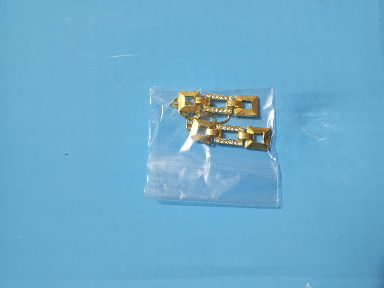 شلعه ذهب برازيلي ب18مع التوصيل


**إذا كنت صاحب هذا الإعلان وتريد حذفه لأي سبب، رجاءا أرسل رسالة إلى الدعم الفني**