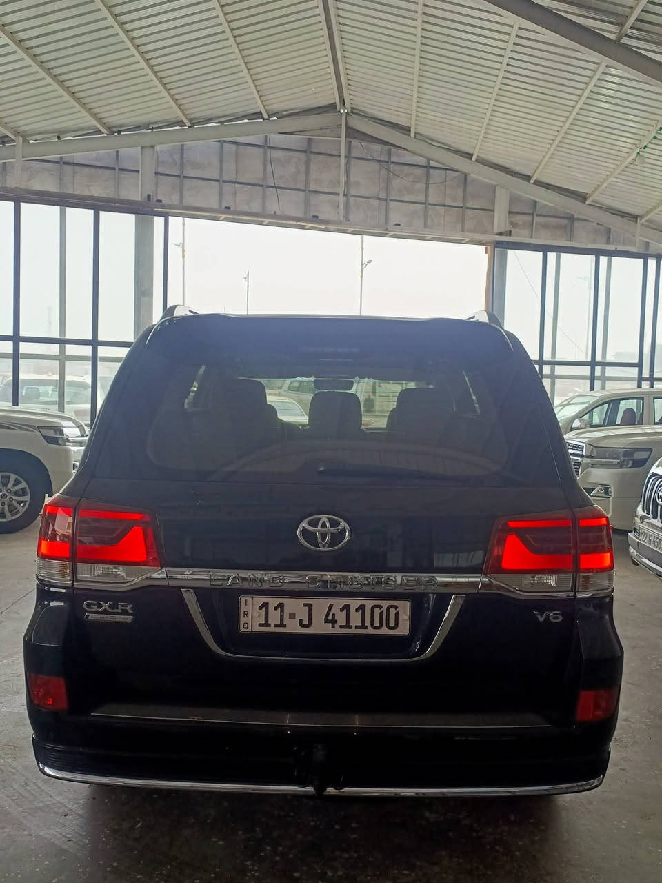 سلام عليكم
لاندكروز 2021
6سلندر 
ماشيه 100 ألف
بيها ملاحضات بسيطه مذكورة بل سونار 
رقم بغداد مميز
تحويل مباشر
مكان واسط الصويرة 
***********
