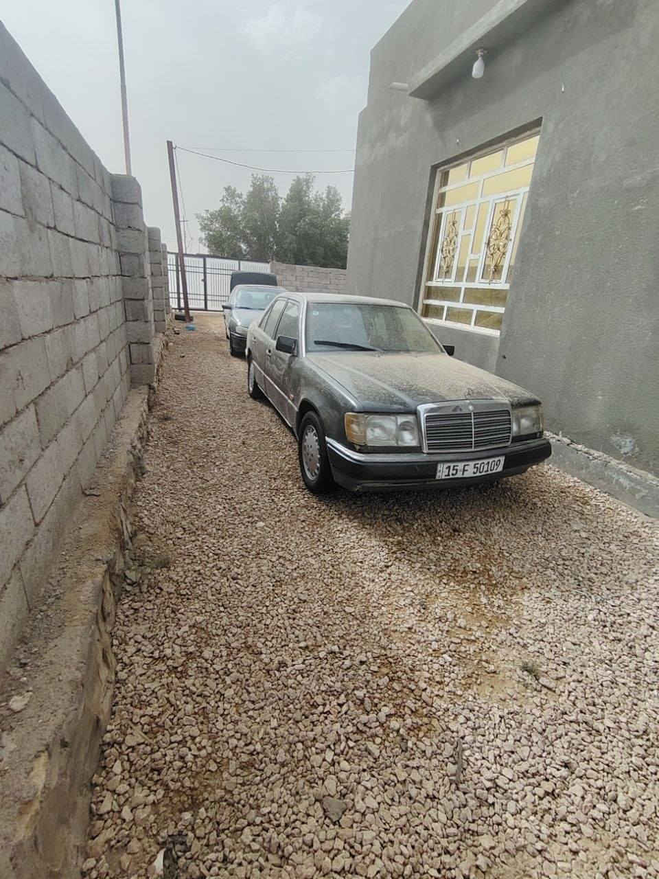 السلام عليكم
🚗 للبيع / مراوس — مارسدس دب موديل 1991
مكينه وكير بطه 
مكينه وكير واكسل خير من الله 
حداديه 70 بلميه 
كهربيات جاهزه 
ما بيها ضربه
رقم انبار انكليزي  سنويه 2030 
💰 السعر: 38 وبيها مجال للطيبين 
🔁 البيع أو مراوس بي ام حسب القناعه 
📍 الموقع: السماوة / قضاء الوركاء
📞 الهاتف: *********** (متوفر اتصال وواتساب)
