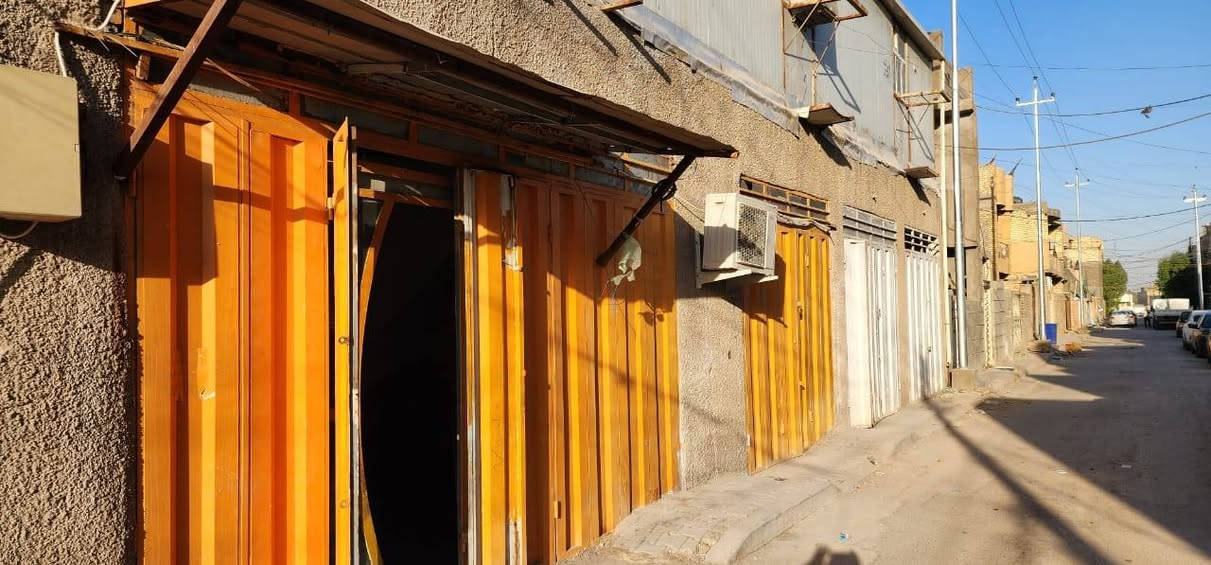 ١٠٠ متر ركن واجه ٢٠ ونزال ٥ وبل عكس هم تصير واجه ٥ ونزال ٢٠ مقاطعه ٢ على ٩
الشقه سندويج درجة اولى وجاهزه للسكن ومغلفه بل كامل وتأسيس ماء كهرباء مجاري كامل الخدمات تبليط
بيع 50 متر او كل المساحه للاستفسار عن السعر اتصل *********** السعر مناسب انشاء الله للشرايه ما اجاوب عل فيس رقمي بي واتساب ولي يريد ٥٠ متر واجه ١٠ ونزال ٥
ولقطعه الثانيه واجه ٥ ولنزال ١٠ طابو زراعي ٢٥ العنوان بغداد لأمين سكينه
