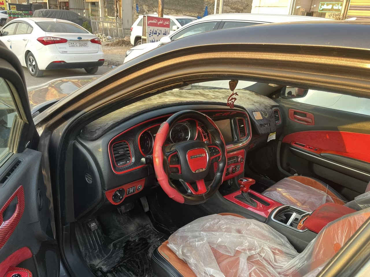 السلام عليكم للبيع جارجر 2019 اصل جيتي
رقم بغداد بسمي هزه وفحص جديده 

بيها جاملغ وبنيد وبابين صورها بلا منشور

الدداخلي 

معروضه 170 

رقم الهاتف *********** 

شاشه جبيره + كاربلي 

كشنات كنتارة + 

تحكمات ستيرن 

شفتات ستيرن 

كشنات تدفئه 

حساسات أمامي خلفي 

تو ويل 

محرك 6

 

مثبت سرعه 

مانع تزحلق 

دوس جانبيه 

دفيوزر خلفي 

نوزلات وبلاكات ريسنك 

لايت زنون لد عدسه
