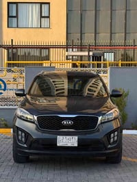 لبيع كيا سورنتو  خليجي موديل 2016 رقم بغداد  موصفات شاشه تاب كامره دوا...