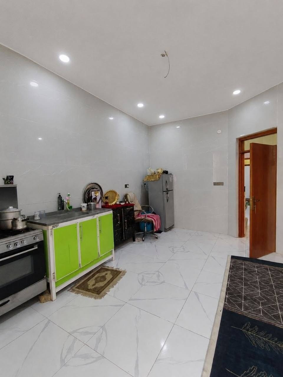 بيت زراعي المساحه 160متر بالاسكان الصناعي النزله الرابعه البناء حديث طابوك كونكريت صب
تفاصيل البناء // طارمه استقبال وصاله وغرفتين نوم ومطبخ وصحيات داخليه وخارجيه ومنور
السعر والتفاصيل اتصل ***********
