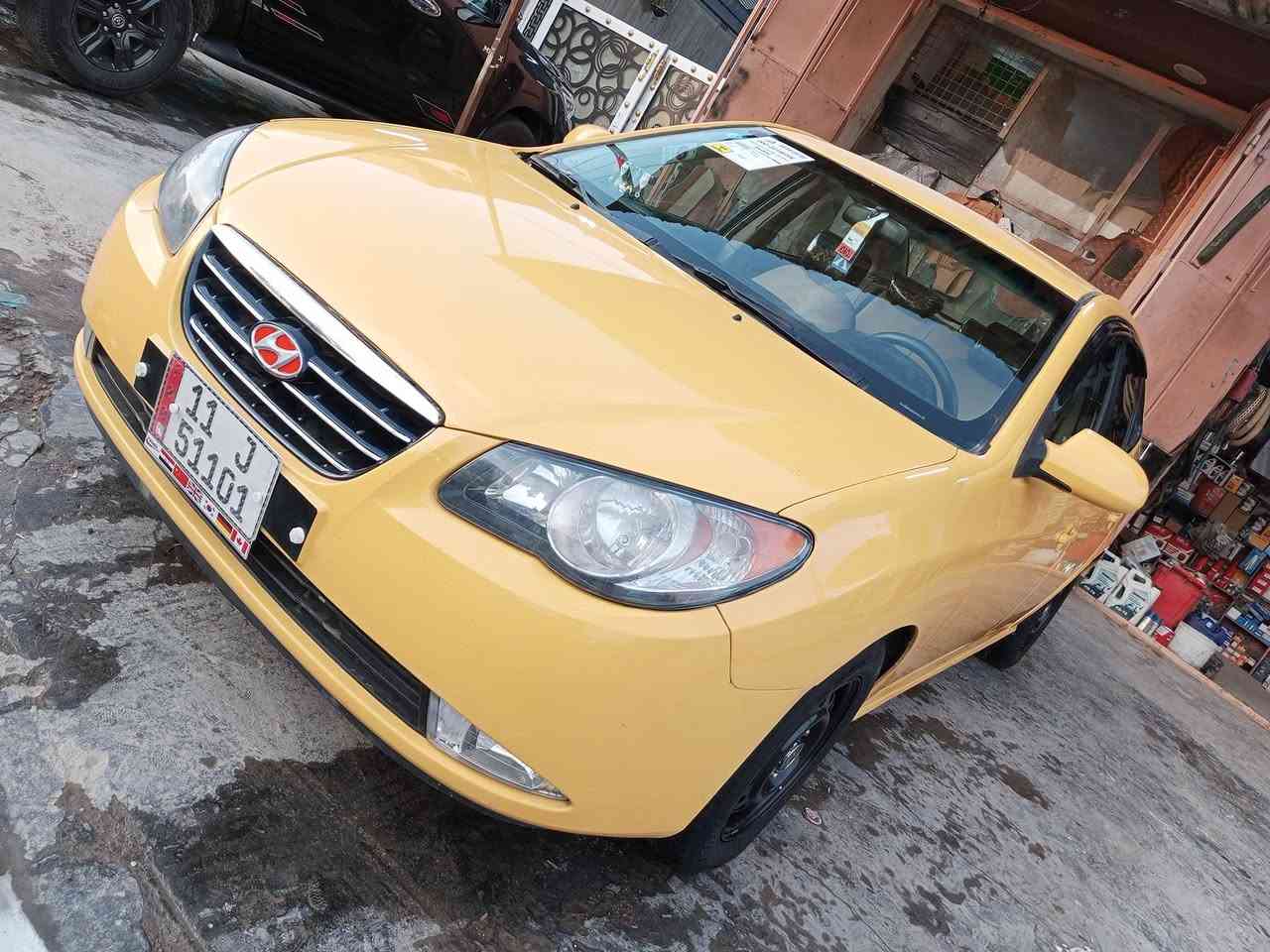 السلام عليكم الانترة موديل2007امريكي حادثها قبق جنطه فقط الباقي لبيل واحد  بدون دواخل السيارة احله من الصور
محرك 2000 مكفول كير 
تاب كامره السيارة مالبيت امسويلها ادامه كامله تخم تاير باتري شادهن جدد صدرامامي خلفي جديد مابيها اي نقص تبريد ثلج 🥶🥶🥶🥶
مصفر جامه جديده هزه جديد سنويه لل 31 جديده بسمي
السعر 88 وبيها مجال
عنوان بغداد
‏‪اثير ‏‪***********‬‏
 كورك ‏‪***********‬‏
