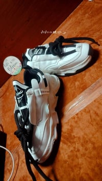 احذية • قياس 42 • توصيل مجاني