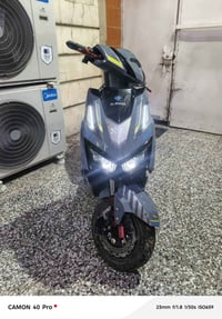 دراجه شحن 🔋⚡ للبيع  السعر  350 وبيها مجال  للاستفسار 07762040850