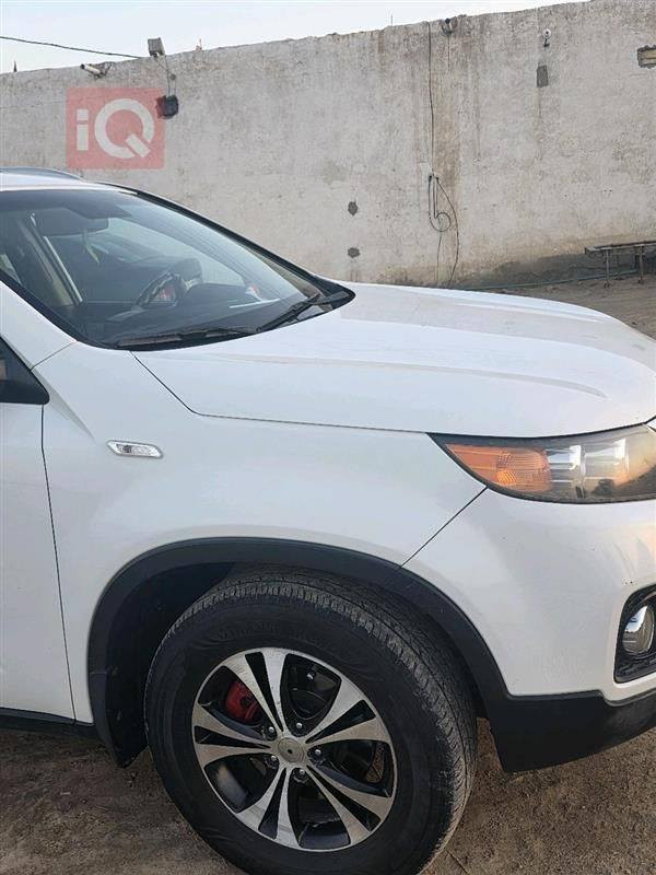 سورنتو ٢٠١١ خليجي ٢٤٠٠ سبعة راكب رقم اربيل بأسمي مكفوله كفاله عامه بيهه كارت اثر شخط بالباب الخلف السائق موضح بالصور شاشه اندرويد سياره جديده السعر ١٥٠ مكان السيارة واسط النعمانيه ***********
