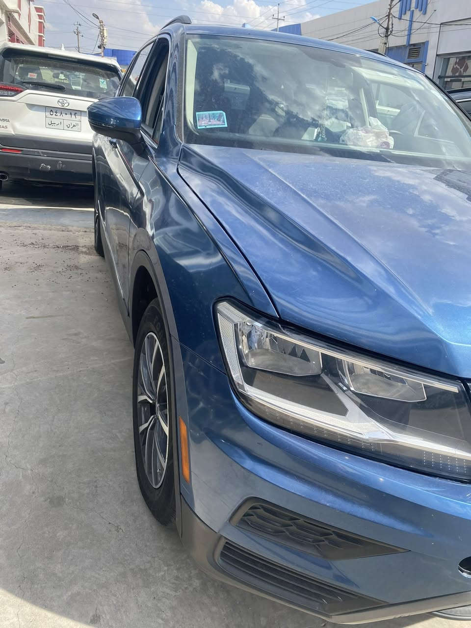 فولكس واكن تيكوان موديل : 2020
اللوان : ازرق ميتالك
ملاحظة السيارة : السياره حادث جاملغ خلفي وباب خلفي عندي سونار ابيعلك عل سونار 
رقم سليمانيه بأسمي
المواصفات : 
فول فول مواصفات 1/1
ابواب بصمة
‏‎بصمة تشغيل 
تشغيل عن بعد : Remote Start‏
‏‎شاشة دشبول ديجيتال
شحن وايرليس ‏‎
كاميرا
هاند بريك بصمة
اوتو هولد :    Auto Hold
اوتو ستارات : Auto Stard 
اوتو ستوب : Auto Stop‎
رادار امامي (تحديد مسار)
‏‎رادار جانبي (نقاط عمياء)
كشنات جلد لون اسود
كشنات كهربائي 
‏‎كشنات هيتر 
تحكم ستيرين
تبريد مركزي
لايتات ليد وعدسة زينون بيلادي
‏‎بكلايتات LED بيلادي
‏‎ويل كروم سبورت
السعر  160 وبيها مجال قليل 
‏‎وبعد هواية مواصفات…
‏‎لاستفسار اكثر الاتصال علی هذا الرقم
☎️ *********** واتساب 
عنوان📍بغداد حي الخضراء
