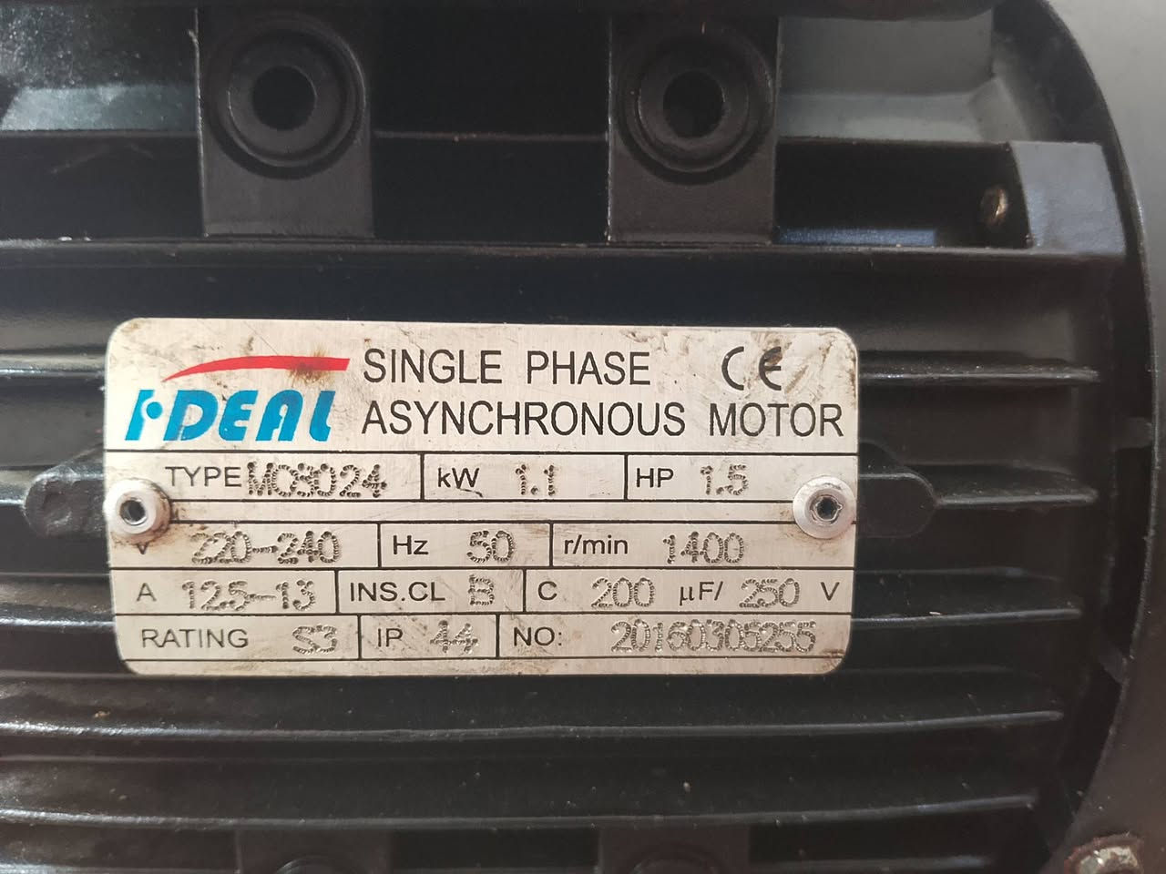 السلام عليكم ورحمه الله وبركاته
متوفر ماطور يرهم خالعه ويرهم مضخه غسل 
1400دوره في الدقيقه 
بقوه ثلاثه حصان 
ستندر ونضيف جدااا
العنوان بغداد 
السعر اتصل وتدلل 
للاستفسار ***********
