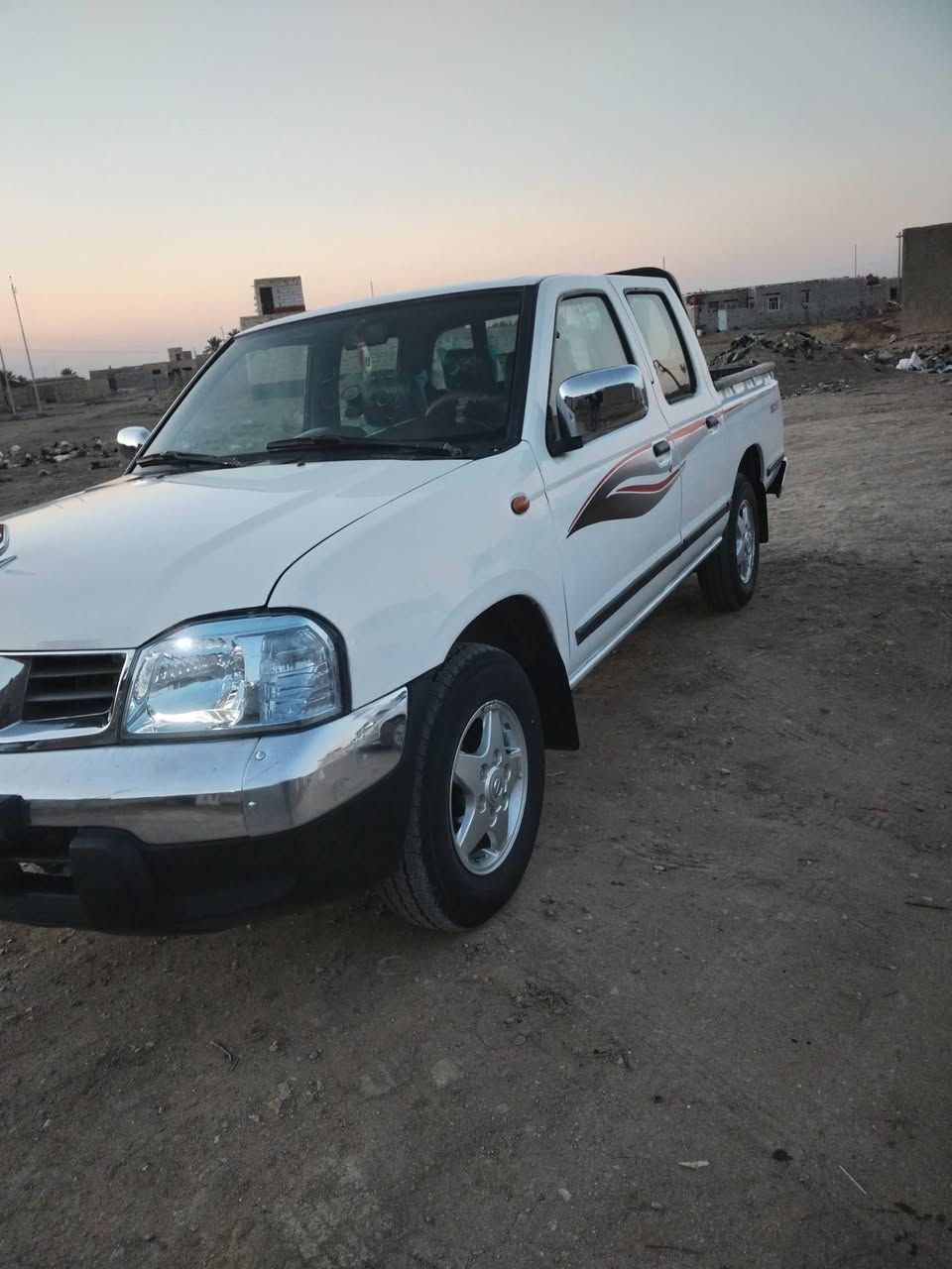 السلام عليكم..
نيسان شبوط للبيع موديل 2012  فل مواصفات

رقم كربلاء سنويه جديده لل 27 مشروع وطني 

سياره جاهزه كير محرك اكسن علشرط حداديه وتايرات جدد كهربائيات كلها شغاله تبريد سنتر لوك

((ملاحظة)) سياره بيها جاملغ مبدل بلادي
السعر 130 وبيها مجال ***********... *********** مكان ديوانية
