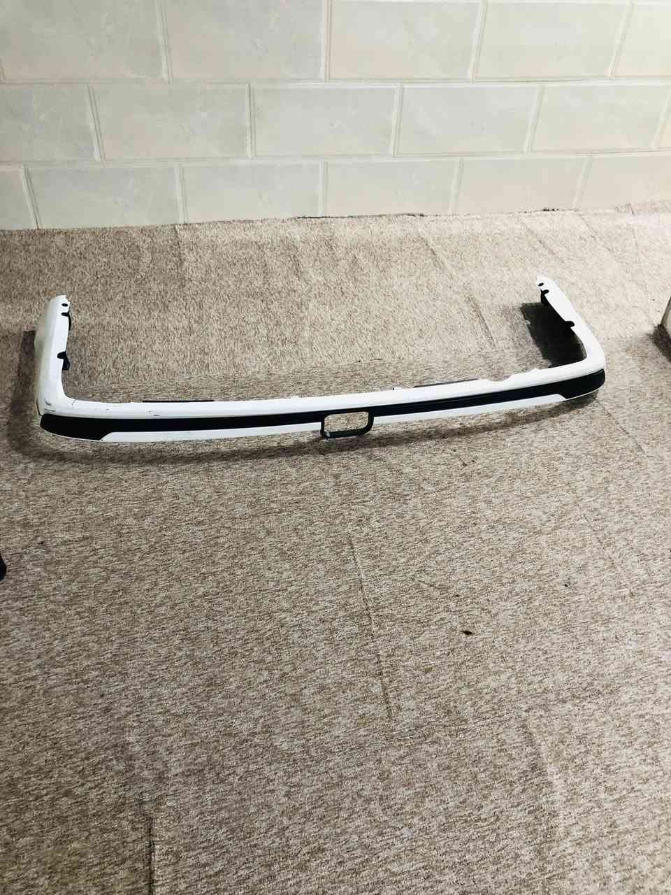 السلام عليكم لحية لاندكروز 2021 أصلية للبيع مكاني بغداد السعر خاص ***********
