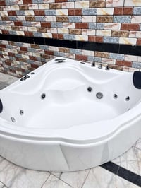 بانيو جاكوزي • شخصين • كربلاء