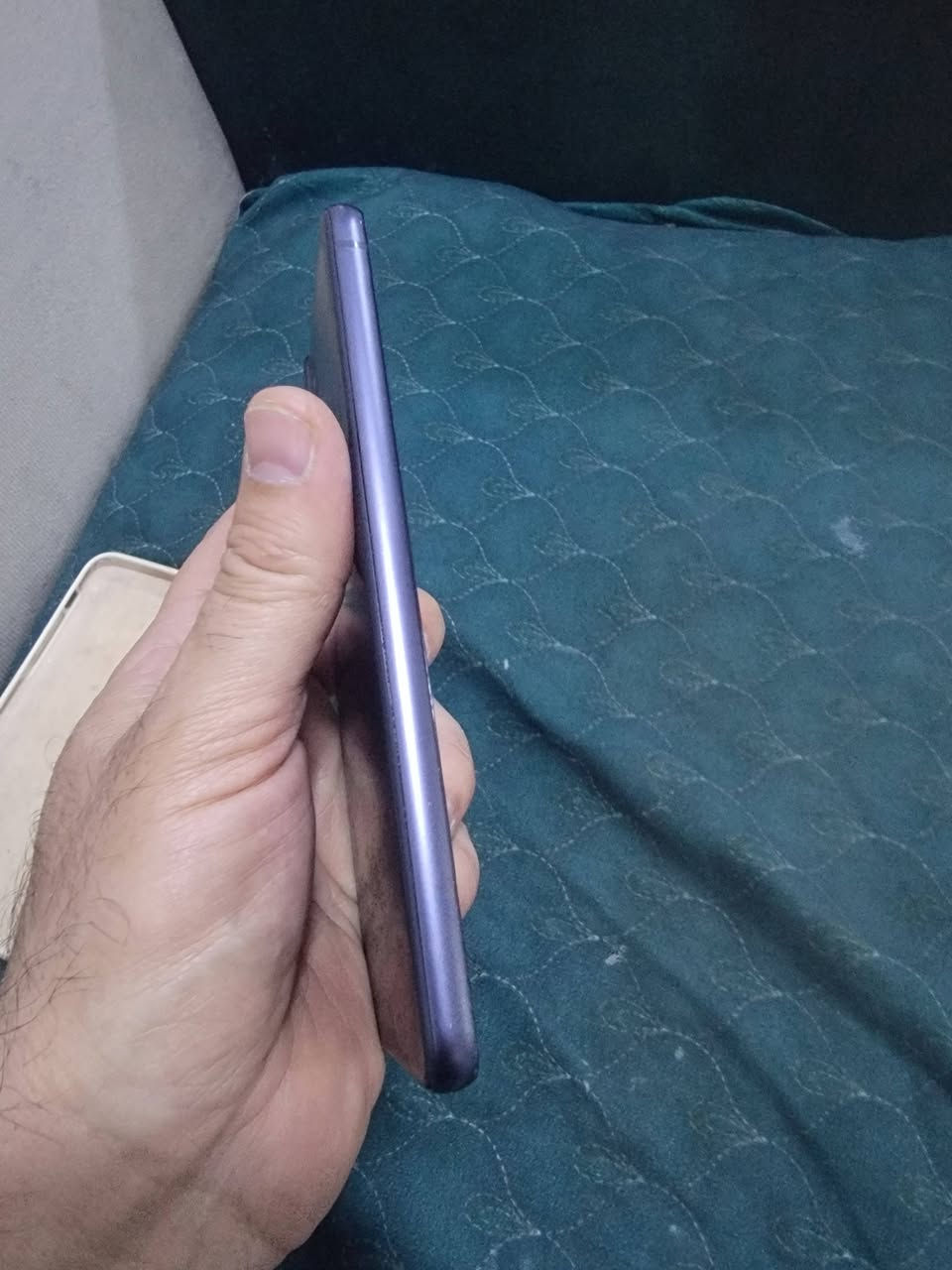 السلام عليكم سامسونج اس ٢١ Fe شرق أوسط ذاكرة 256  شاشه 120 هيرتزجهاز مرتب نظيف بس الضهر بي شخوط مكفول من كل النواحي بدون ملحقات للبيع او مراوس السعر ٢٢٥ مكاني بغداد دورة ماعندي توصيل


**إذا كنت صاحب هذا الإعلان وتريد حذفه لأي سبب، رجاءا أرسل رسالة إلى الدعم الفني**