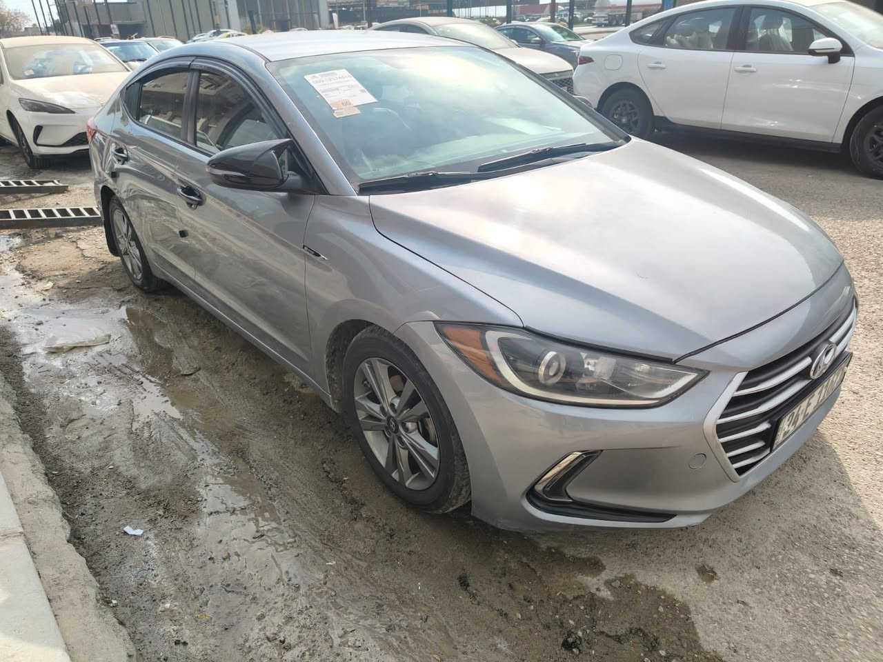 سلام عليكم
النترا 2017 محرك تيربو 

سياره جاهزه من كلشي نظيفه حيل فول موصفات ماعده فتحه سقف للاستفسار

***********
